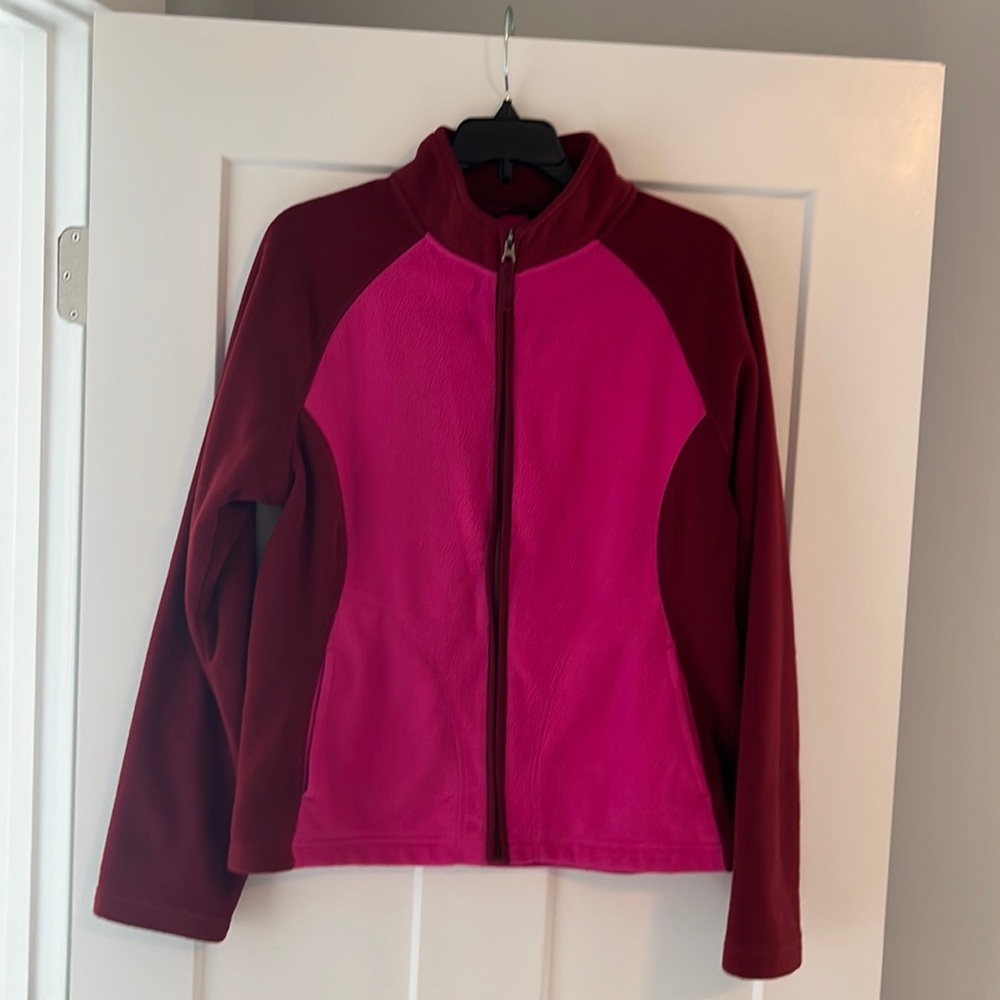 Merona pink and burgundy color block fleece jacket